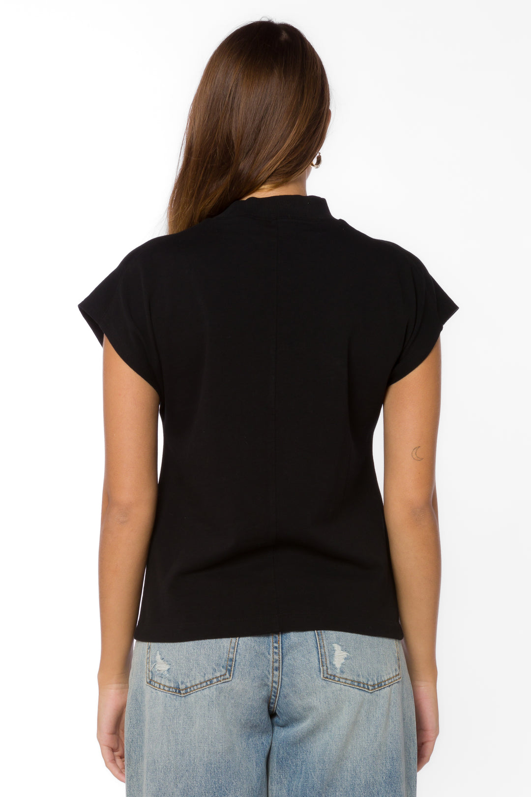 Elizette Black Tee - Tops - Velvet Heart Clothing