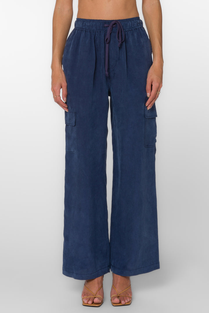 Lynlee Navy Pants