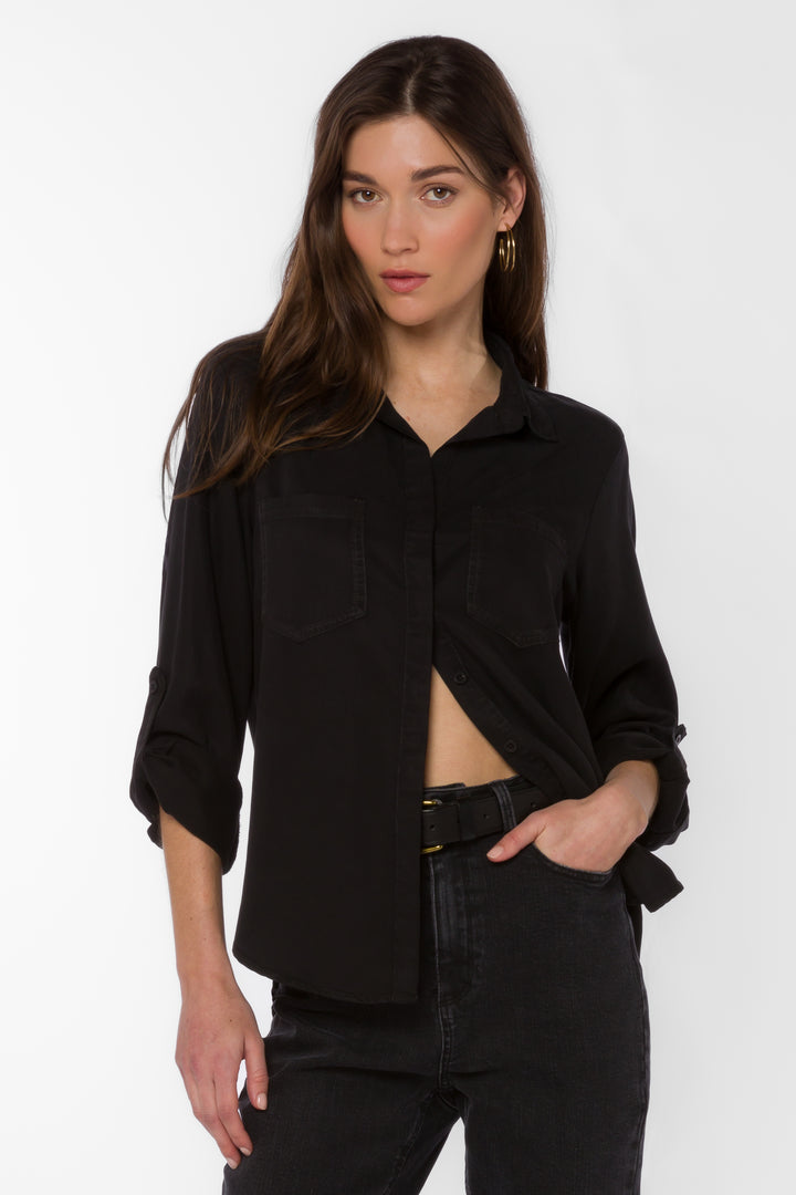 Riley Black Shirt